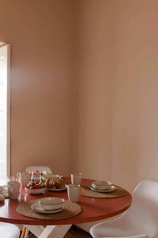 コラレス Azenhas Do Mar Roadside Houseヴィラ エクステリア 写真